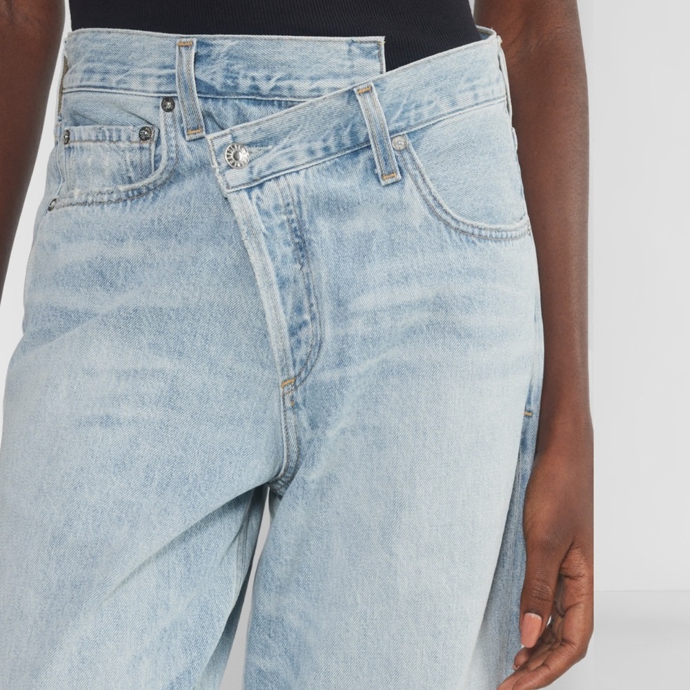 COPY - NWT Criss Cross Upsized Jean
High-rise cross-front relaxed jeans